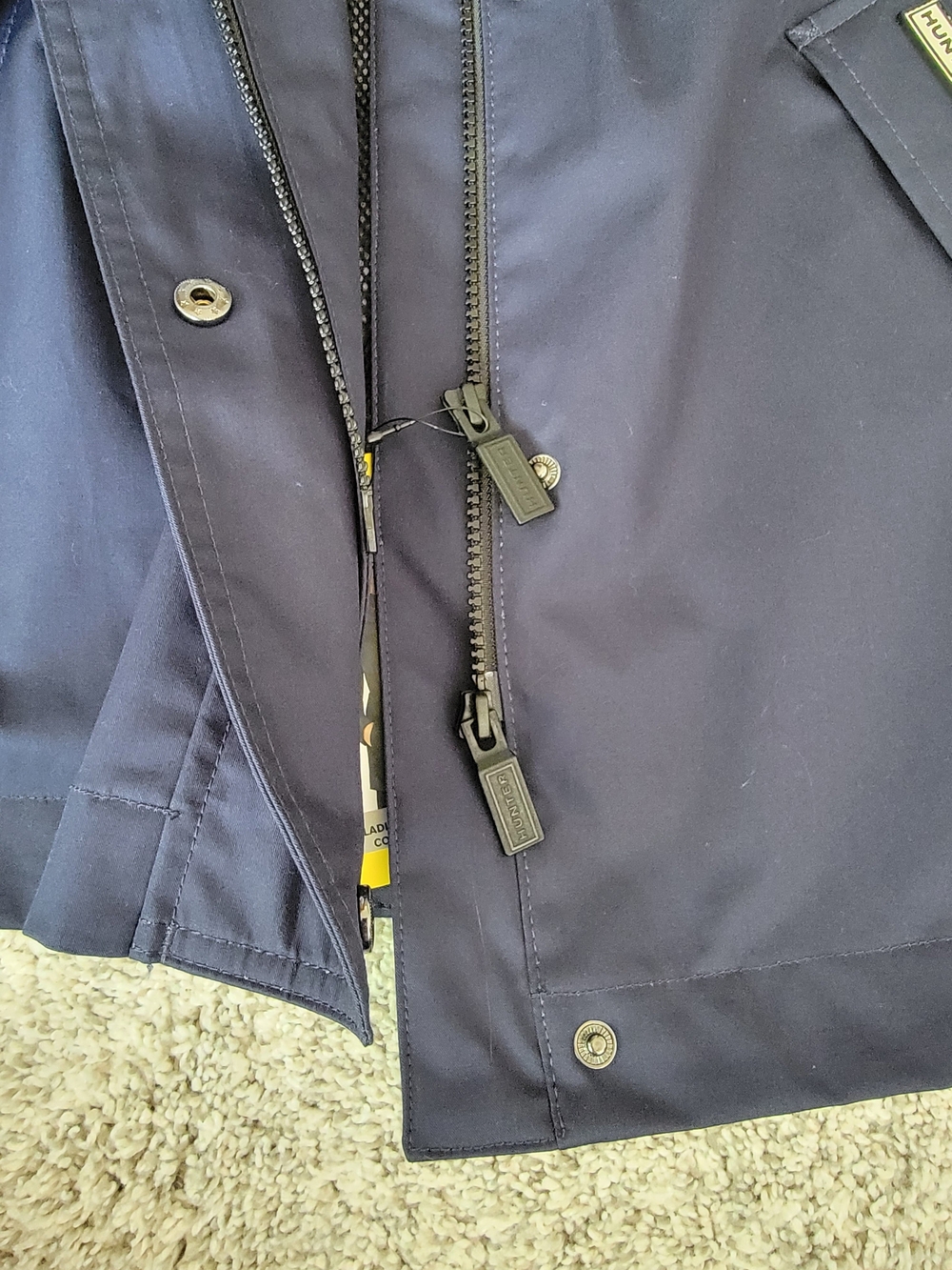 Hunter Cinched Waist Navy Hooded Rain Jacket Small - Picture 12 of 12